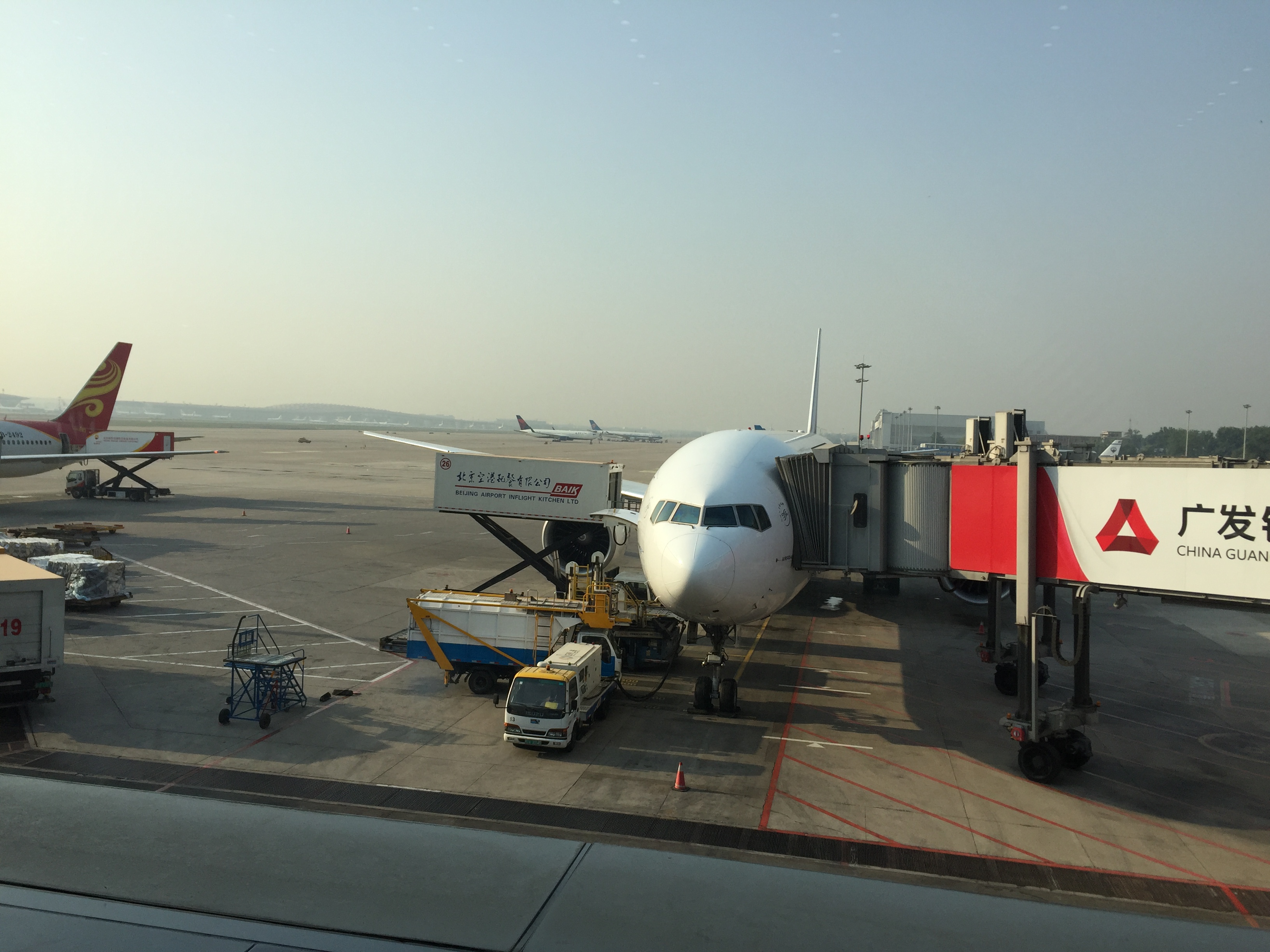首都T2出发，搭乘法航客机到戴高乐国际机场